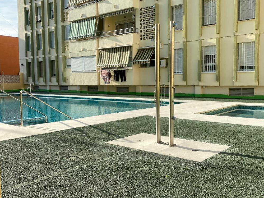 Апартаменты Amplio Piso En Centro De Торре-дель-Мар Экстерьер фото